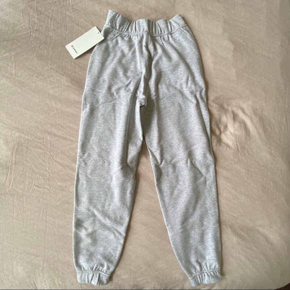 NWT Lululemon Relaxed HR Jogger - Picture 2 of 3